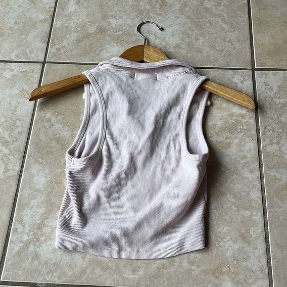 Pink cropped Tank Top - Picture 2 of 3